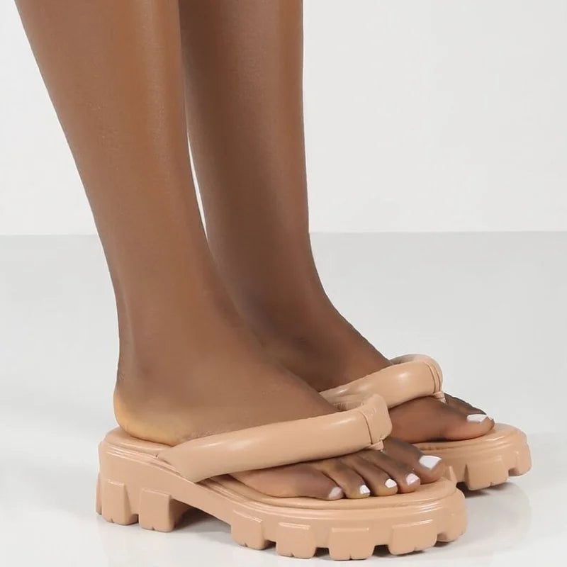 Ilyana | Strand-Slides mit dicker Sohle