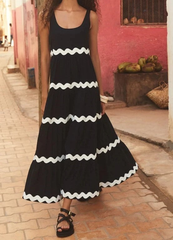 Harlyn | Weißes Maxi-Kleid mit Blauen Wellen