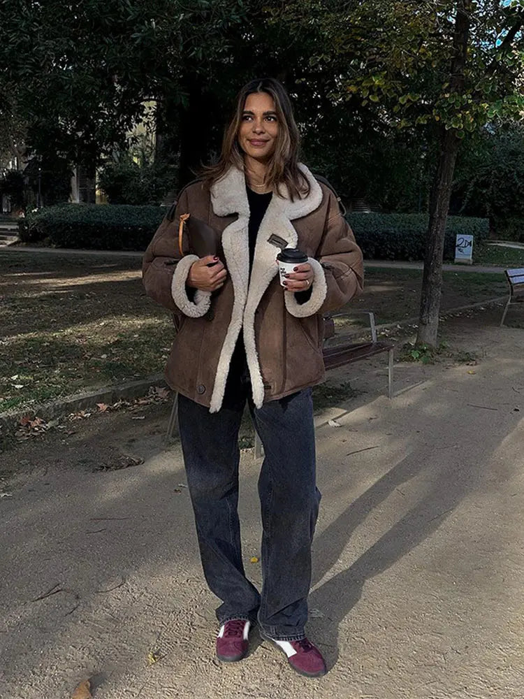 Kyliee | Dicke Damen Jacke aus Lammwolle und Leder