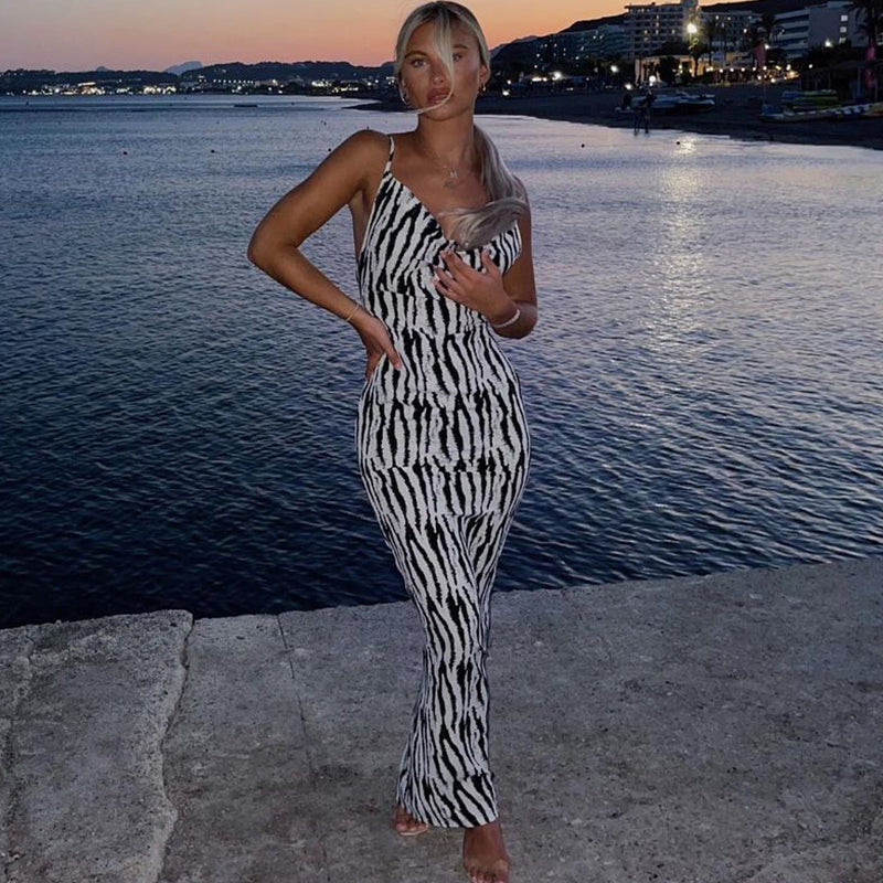 Mica | Maxi-Kleid mit Zebramuster und offenem Rücken