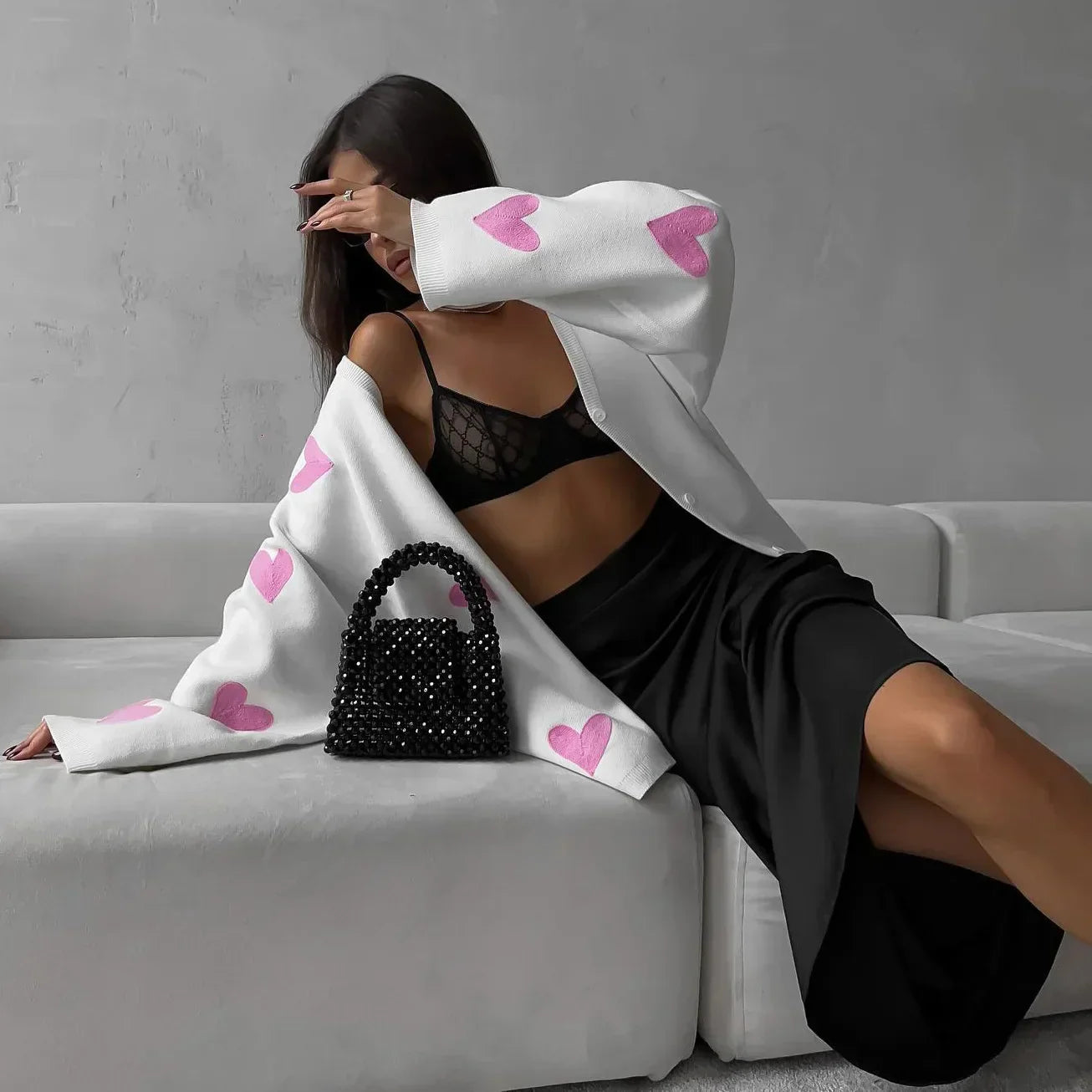 Elane | Strickjacke mit Herzmuster und Knopfleiste