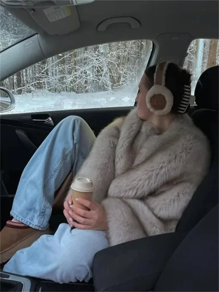 Nivoza | Eleganter Kunstpelzmantel für Damen