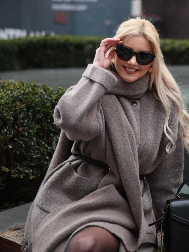 Naime | Strickjacke Damen mit Schal stilvoll warm