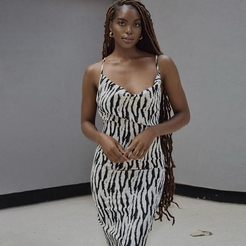 Mica | Maxi-Kleid mit Zebramuster und offenem Rücken