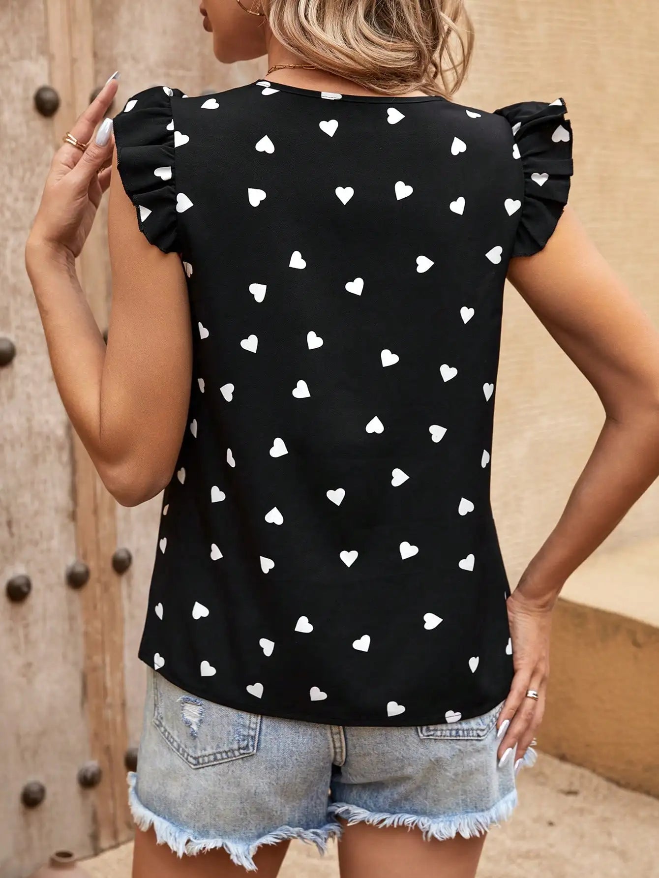 Vienna - Bestickte Bluse in Herzform