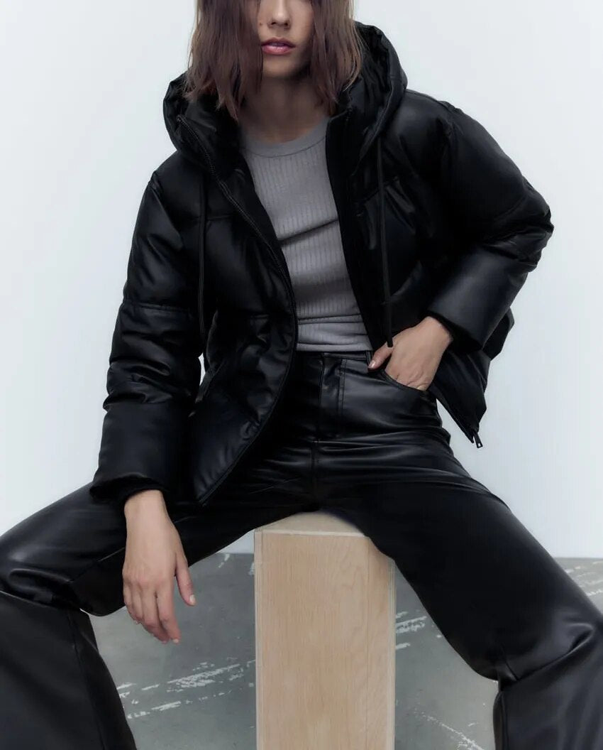 Ekene | Wattierter Mantel mit Kapuze