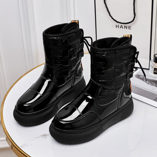 Heloina | Orthopädische Winterstiefel mit dickem Absatz und Schnürung hinten