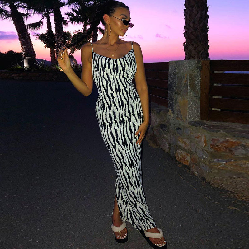 Mica | Maxi-Kleid mit Zebramuster und offenem Rücken