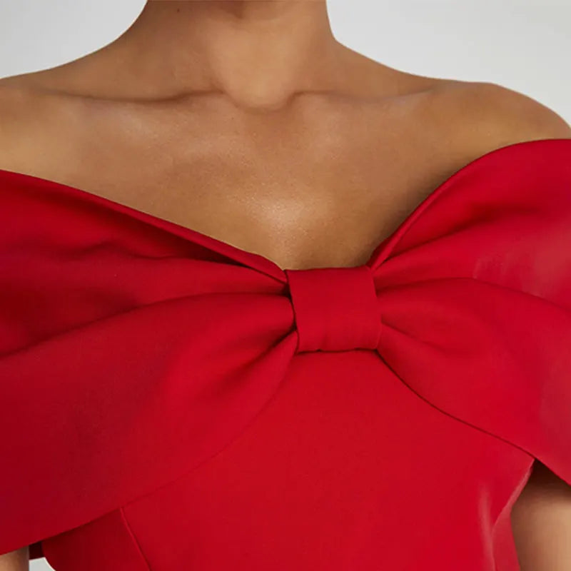 Zaldy | Elegantes Schulterfreies Kleid mit Schleife