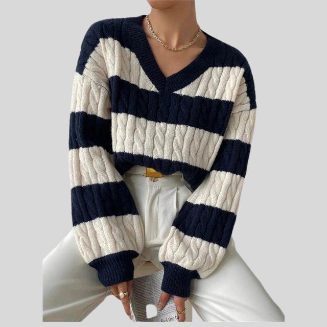 Beatrixe | Gerippter Strickpullover mit kontrastierendem V-Ausschnitt