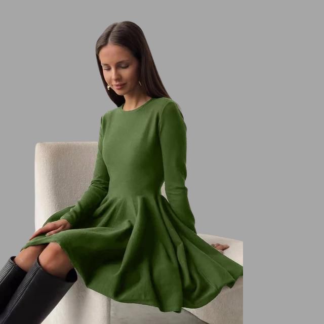 Lyndy | Elegantes Sweaterkleid mit langen Ärmeln und Plisseerock