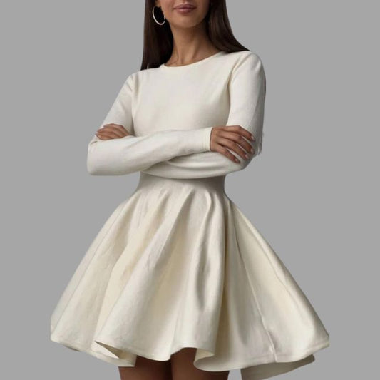 Lyndy | Elegantes Sweaterkleid mit langen Ärmeln und Plisseerock