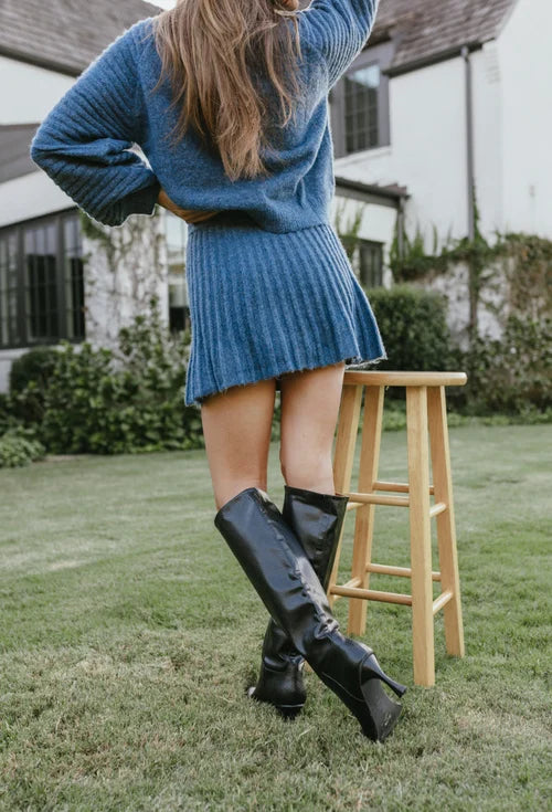 Cory | Eleganter Faltenpullover und Rock