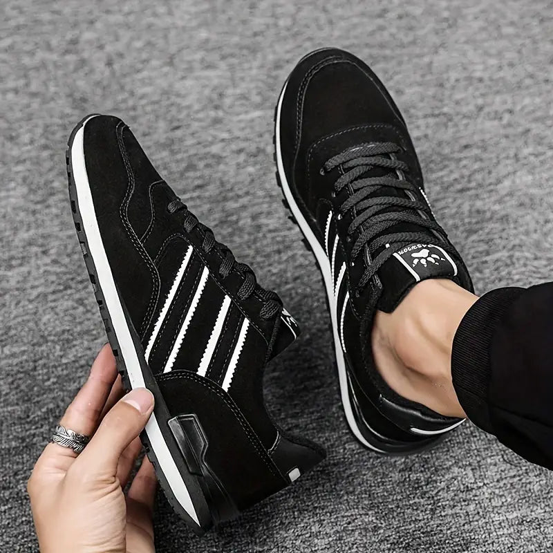 Maike | Klassische Herrensneaker – Stil trifft Komfort