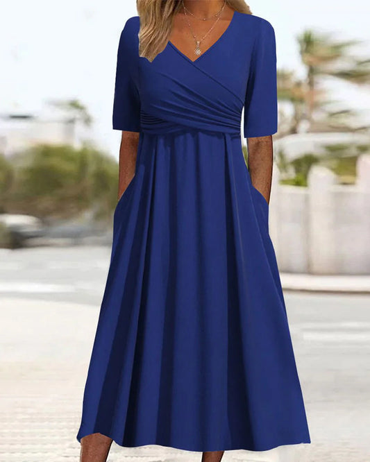 Carys | Gekreuztes Kleid mit kurzen Ärmeln