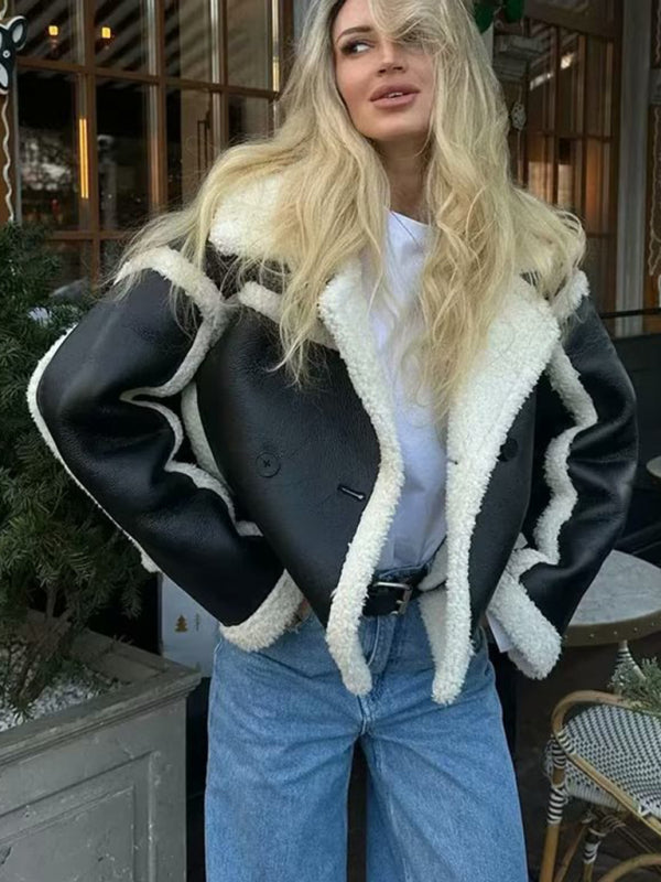 Soe | Modische Damen-Pilotjacke mit Lammfellimitat und Kontrastnähten