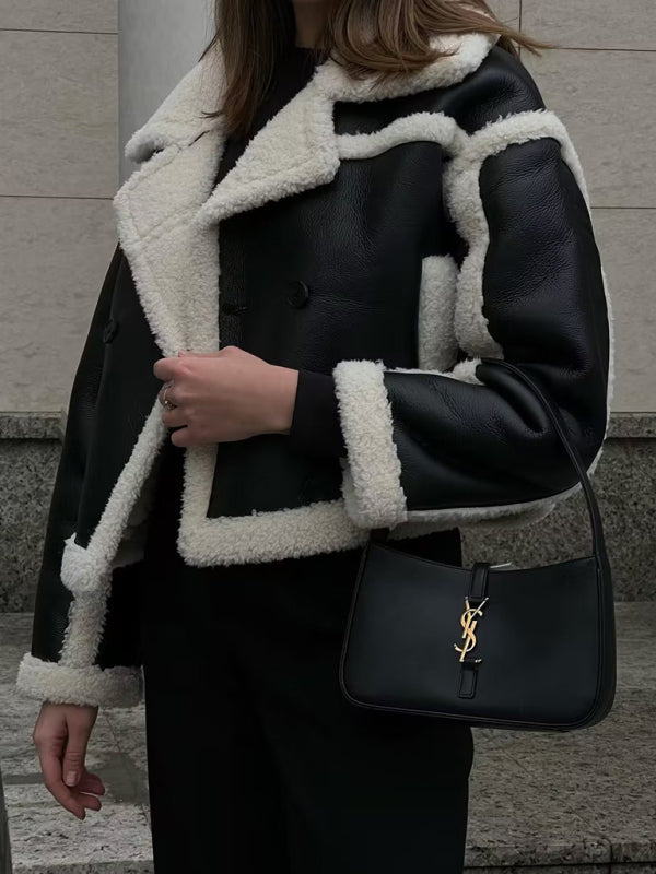 Soe | Modische Damen-Pilotjacke mit Lammfellimitat und Kontrastnähten