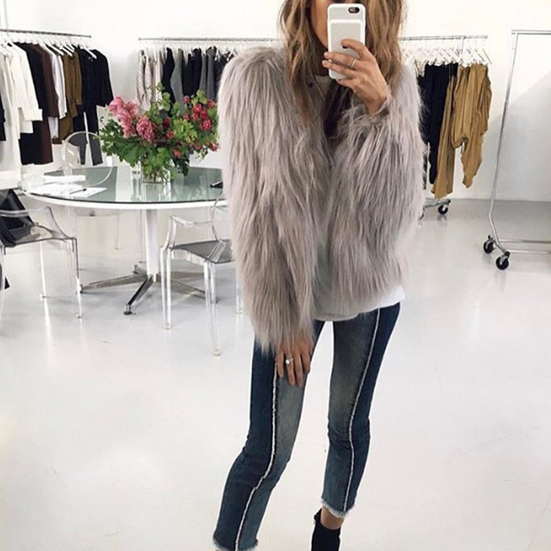 Flush | Zottelige Pelzjacke