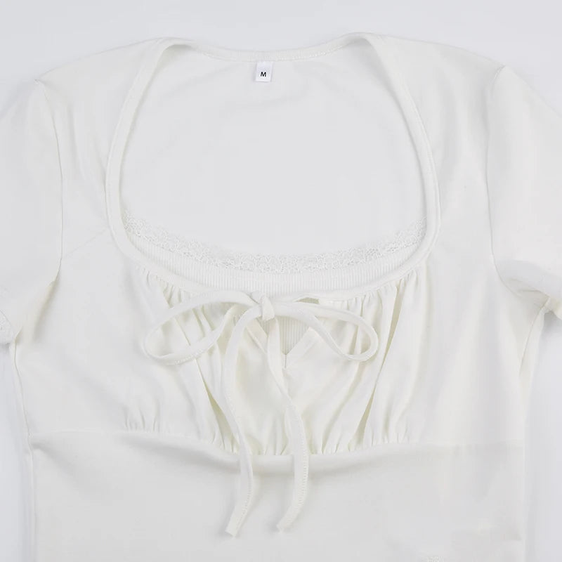 Shayi | Top mit Spitzenbesatz, eckigem Ausschnitt und Kordelzug